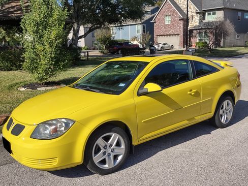 Used 2008 Pontiac G5 w/ Preferred Package image 9