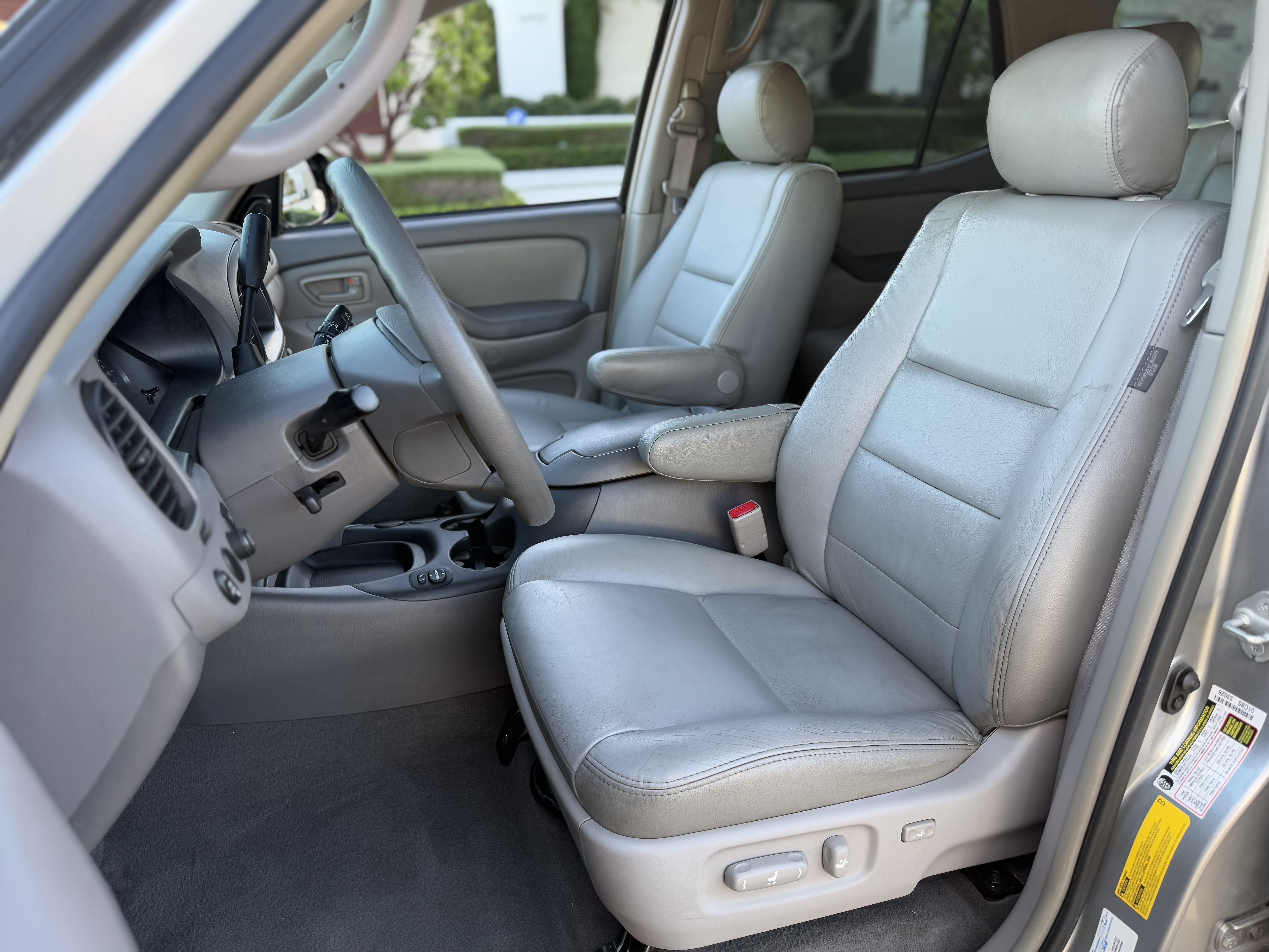Used 2007 Toyota Sequoia SR5 w/ Towing Pkg RWD image 18