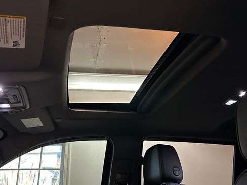 Used 2023 GMC Sierra 1500 Denali image 32