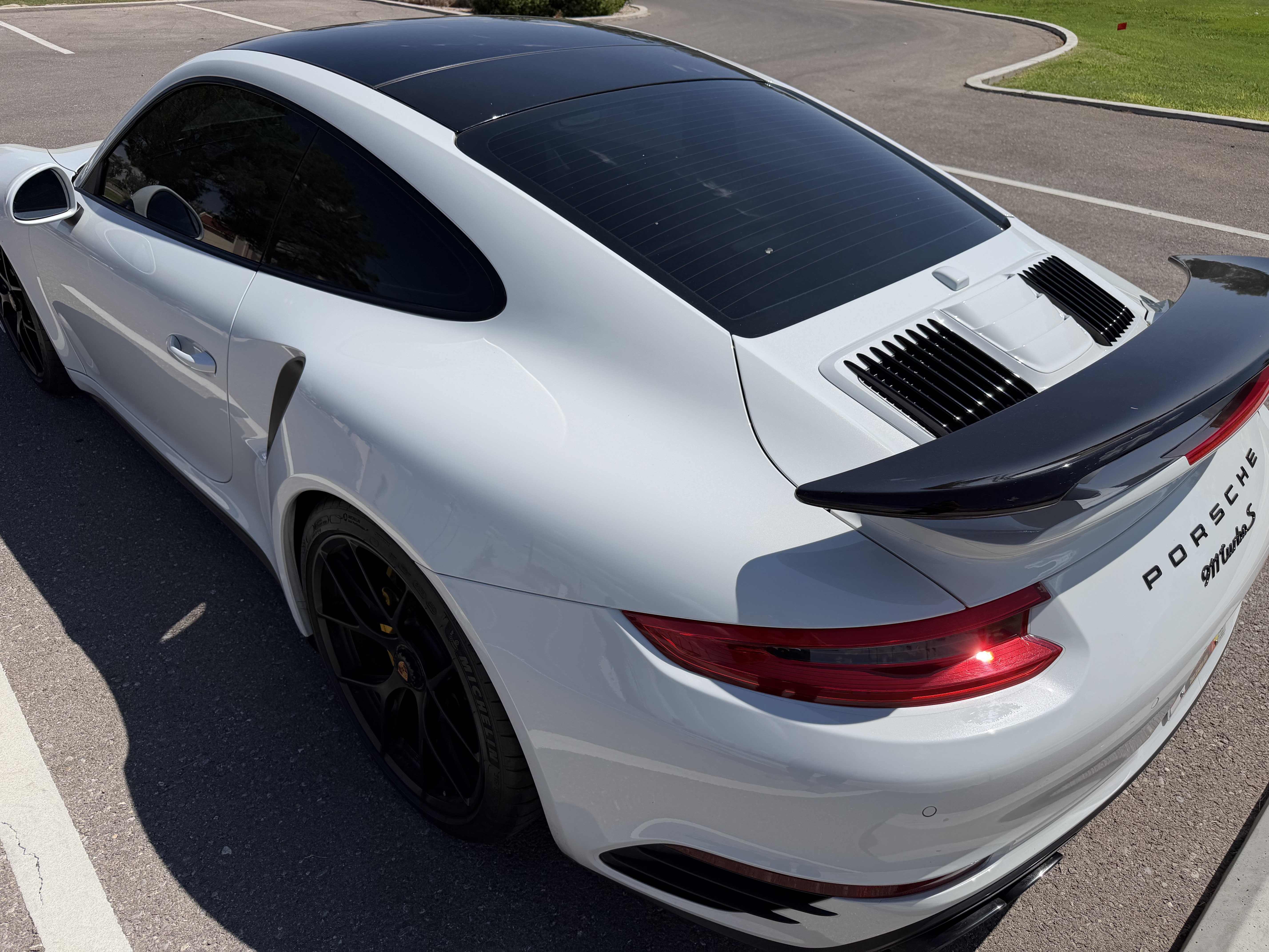 Used 2017 Porsche 911 Turbo S AWD/4WD image 9