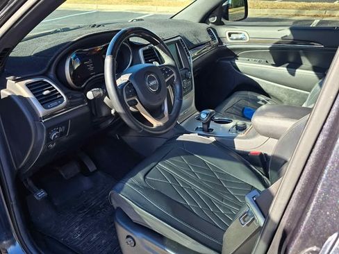 Used 2014 Jeep Grand Cherokee Overland image 13