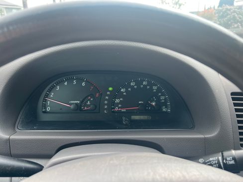 Used 2002 Toyota Camry LE image 10