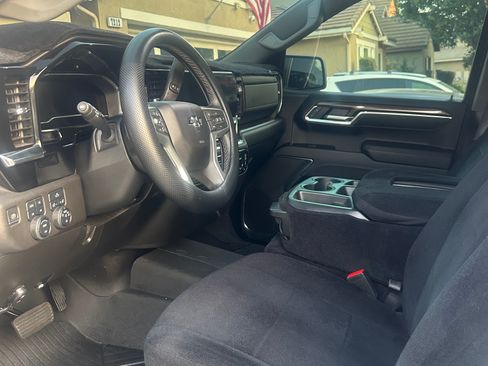 Used 2023 Chevrolet Silverado 1500 RST image 8