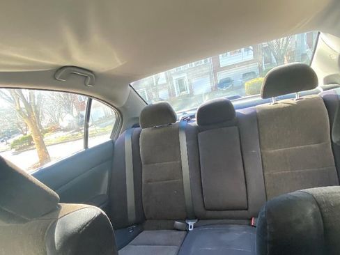 Used 2010 Honda Accord LX image 6