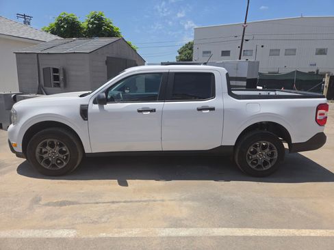 Used 2024 Ford Maverick XLT FWD image 1