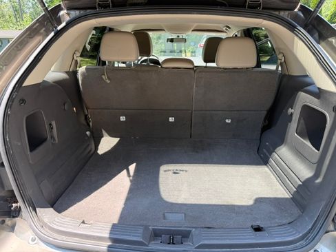 Used 2013 Ford Edge SEL FWD image 10