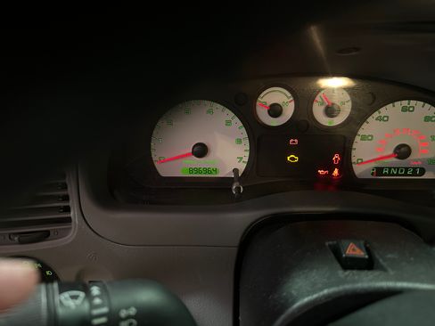 Used 2011 Ford Ranger Sport w/ FX4 "Off Road" Pkg image 10