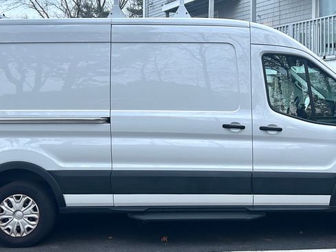 Used 2022 Ford E-Transit Medium Roof w/ Parcel Delivery Package image 2