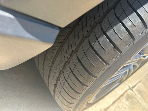 Used 2020 Mercedes-Benz GLS 450 450 4MATIC Sport Utility 4D image 4