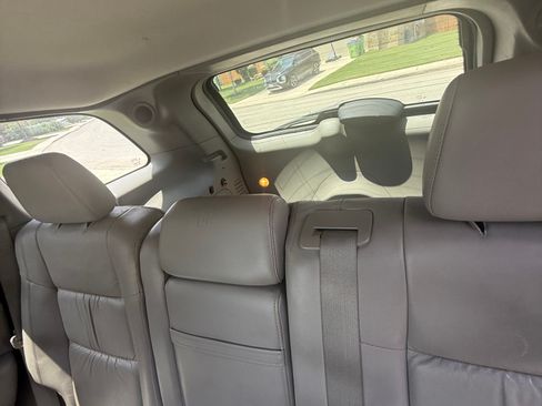 Used 2013 Jeep Grand Cherokee Laredo image 8