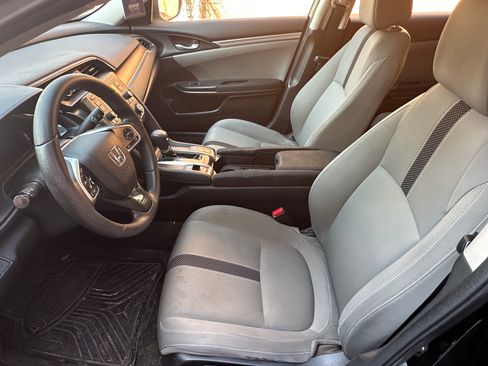Used 2019 Honda Civic LX image 8