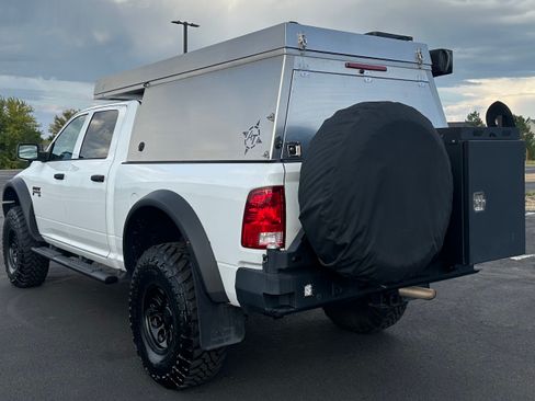 Used 2015 RAM 2500 Tradesman w/ Chrome Appearance Group AWD/4WD image 2