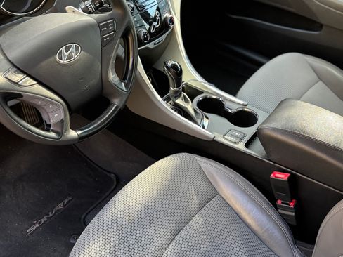 Used 2013 Hyundai Sonata SE image 12