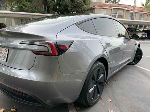 Used 2025 Tesla Model 3 Long Range image 4