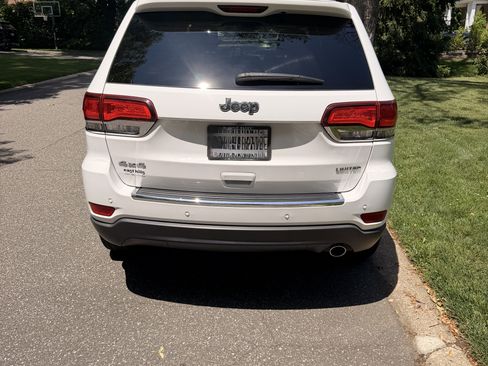 Used 2020 Jeep Grand Cherokee Limited AWD/4WD image 6