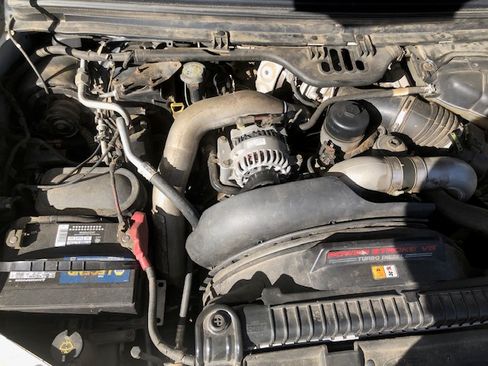 Used 2004 Ford F250 XLT image 10