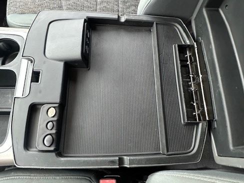 Used 2018 RAM 1500 Big Horn image 13