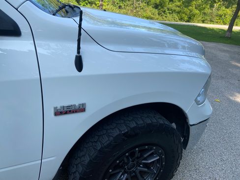 Used 2019 RAM 1500 Big Horn AWD/4WD image 31