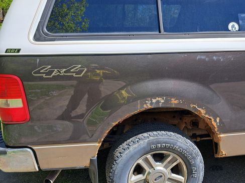 Used 2006 Ford F150 XLT image 8