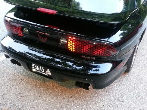 Used 2000 Pontiac Firebird Formula RWD image 9