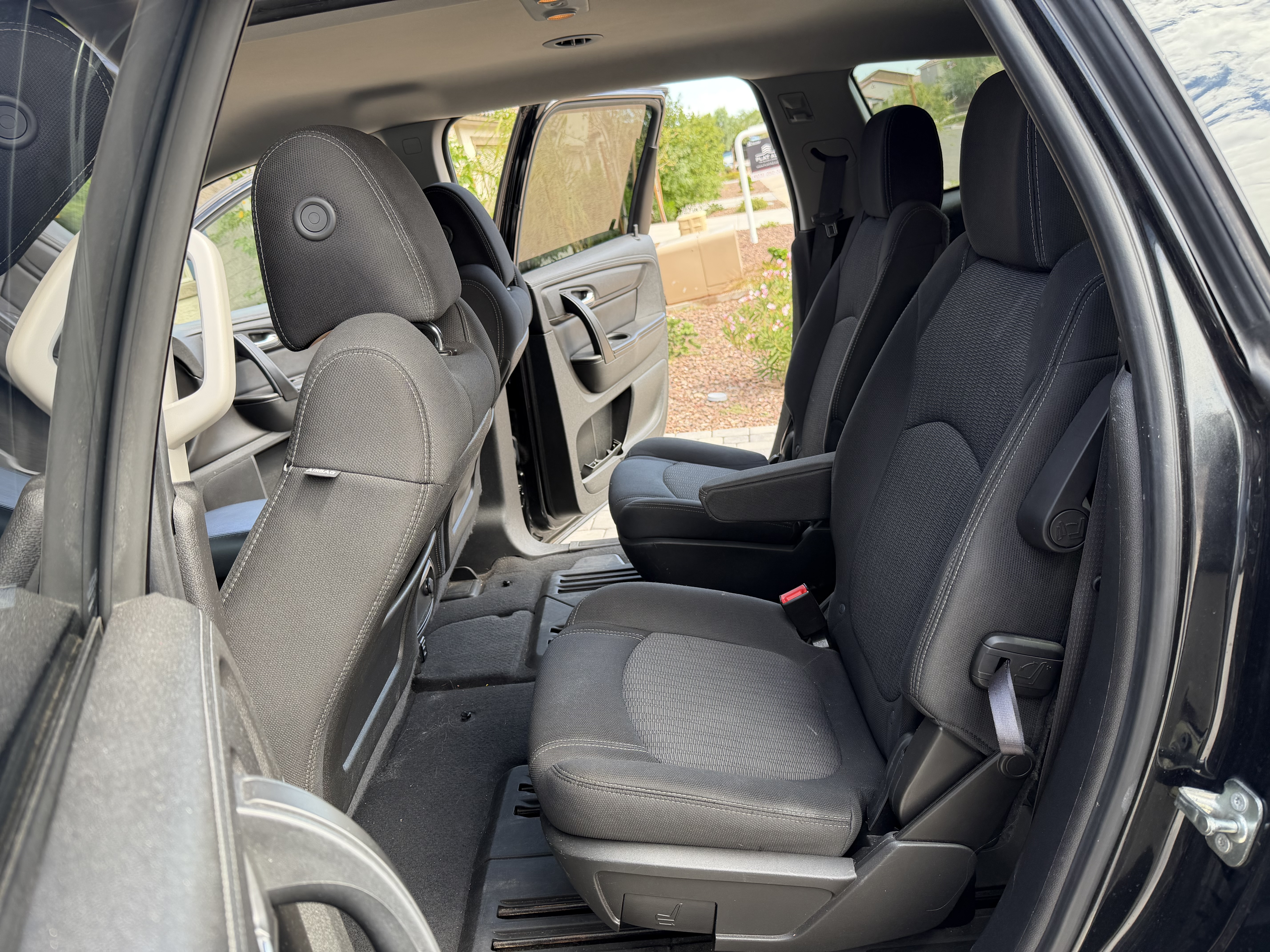 Used 2015 Chevrolet Traverse LT FWD image 5