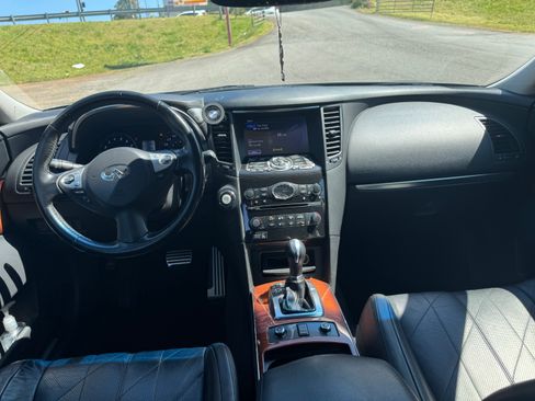 Used 2014 INFINITI QX70 AWD w/ Premium Package image 13