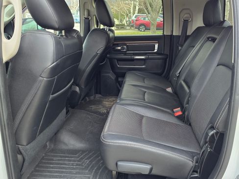 Used 2017 RAM 2500 Laramie w/ Convenience Group image 5