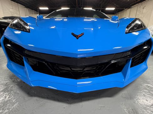 Used 2024 Chevrolet Corvette Z06 RWD image 19
