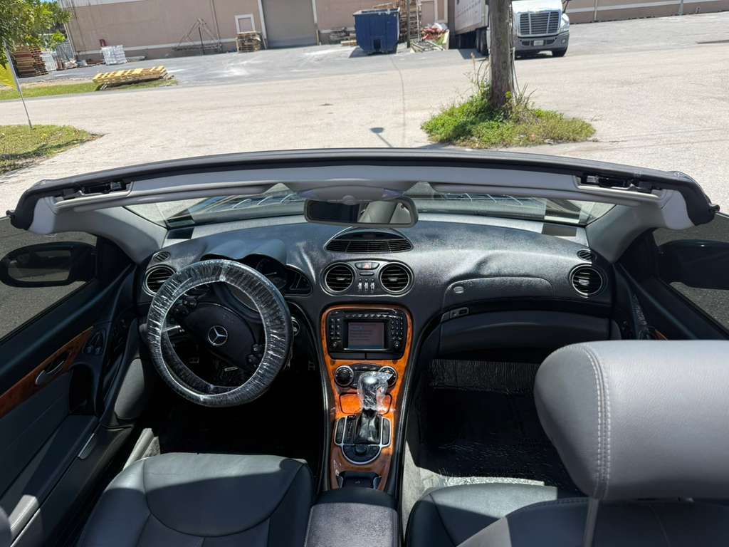 Used 2004 Mercedes-Benz SL 500 image 16