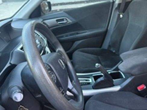 Used 2013 Honda Accord LX image 8