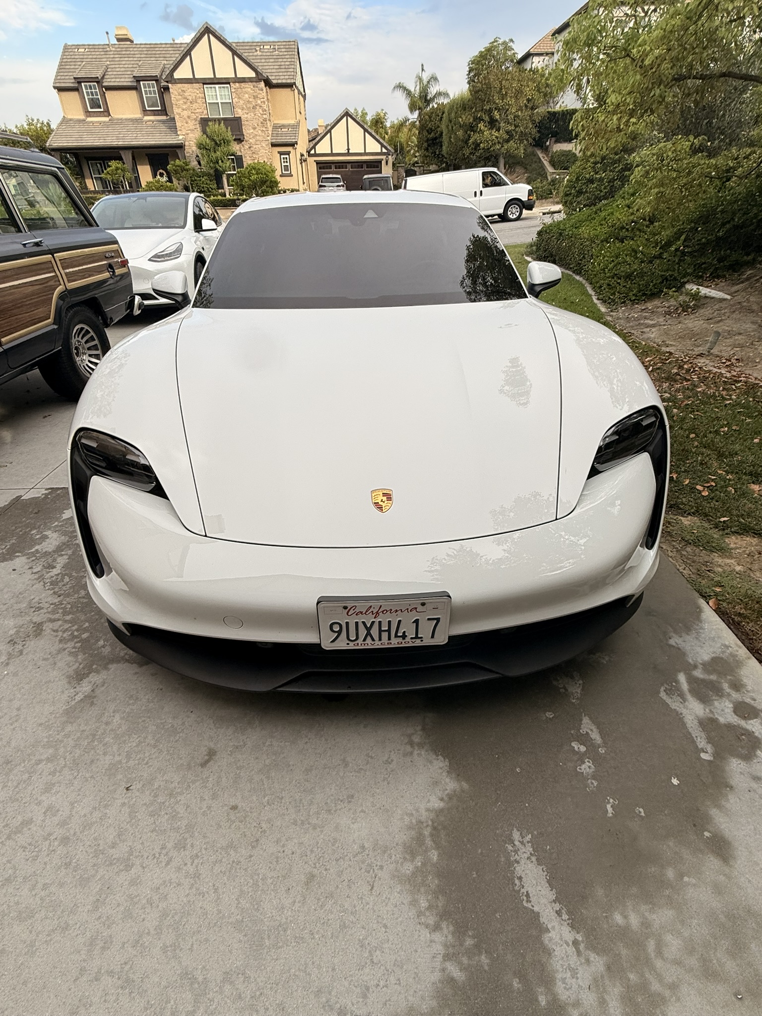 Used 2024 Porsche Taycan RWD image 8