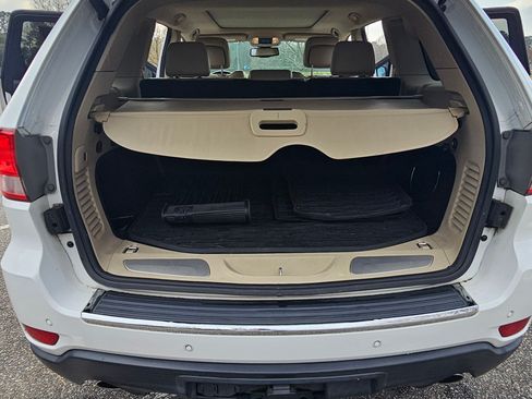 Used 2013 Jeep Grand Cherokee Limited w/ Luxury Group II image 9