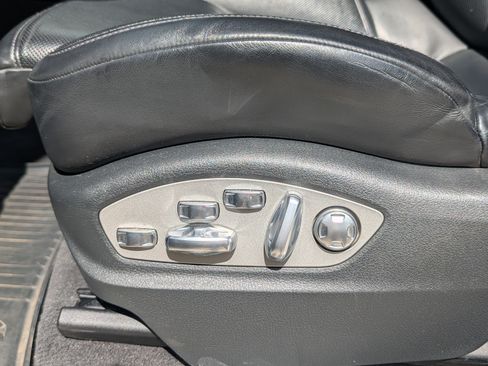 Used 2012 Porsche Cayenne image 15