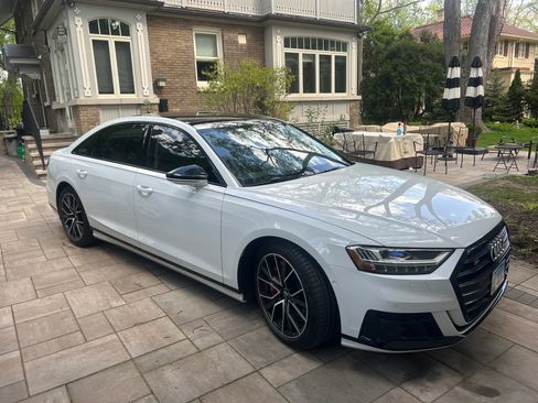 Used 2020 Audi S8 L w/ S8 Executive Package AWD/4WD image 6