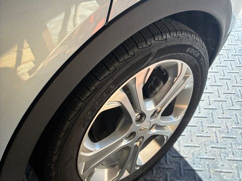 Used 2018 Chevrolet Bolt LT image 15