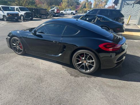 Used 2014 Porsche Cayman S image 8