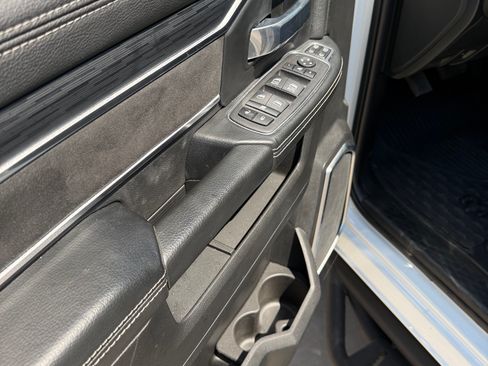 Used 2024 RAM 3500 Laramie w/ Sport Appearance Package AWD/4WD image 4