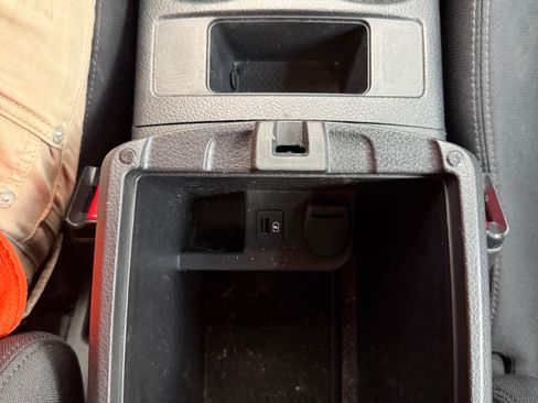 Used 2019 Nissan Rogue S AWD/4WD image 22