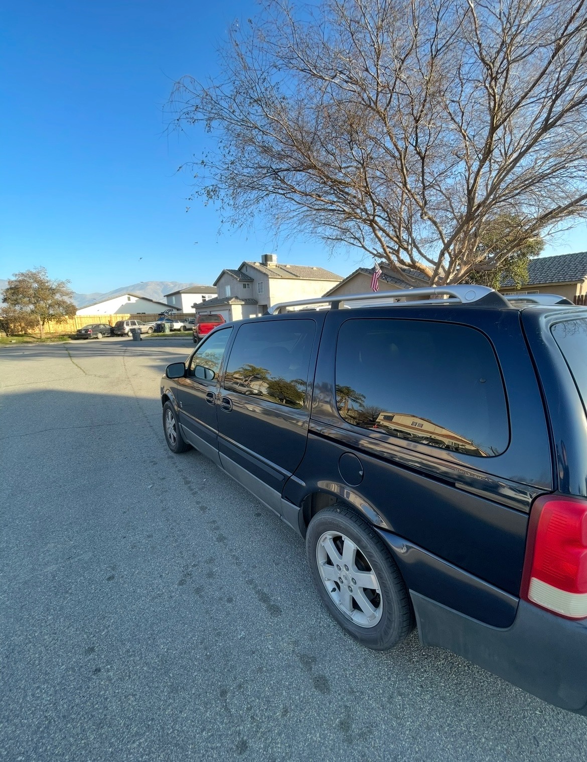 Used 2005 Saturn Relay Level 3 w/ Safety Pkg FWD image 14