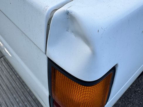 Used 1997 Nissan Pickup XE image 13