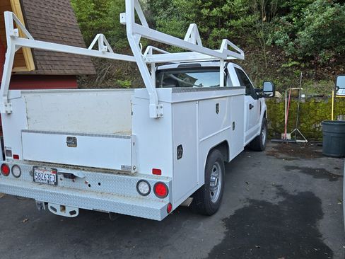 Used 2021 Ford F350 XL w/ Power Equipment Group image 2