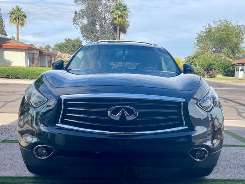 Used 2013 INFINITI FX37 AWD w/ Premium Pkg image 2