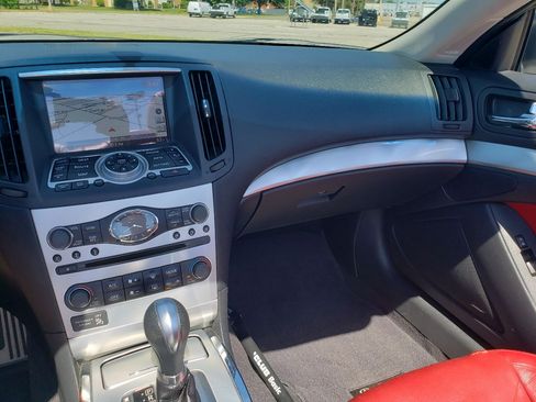 Used 2014 INFINITI Q60 IPL RWD image 17