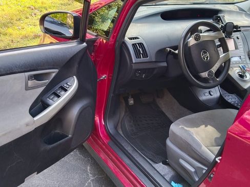 Used 2015 Toyota Prius Two image 5