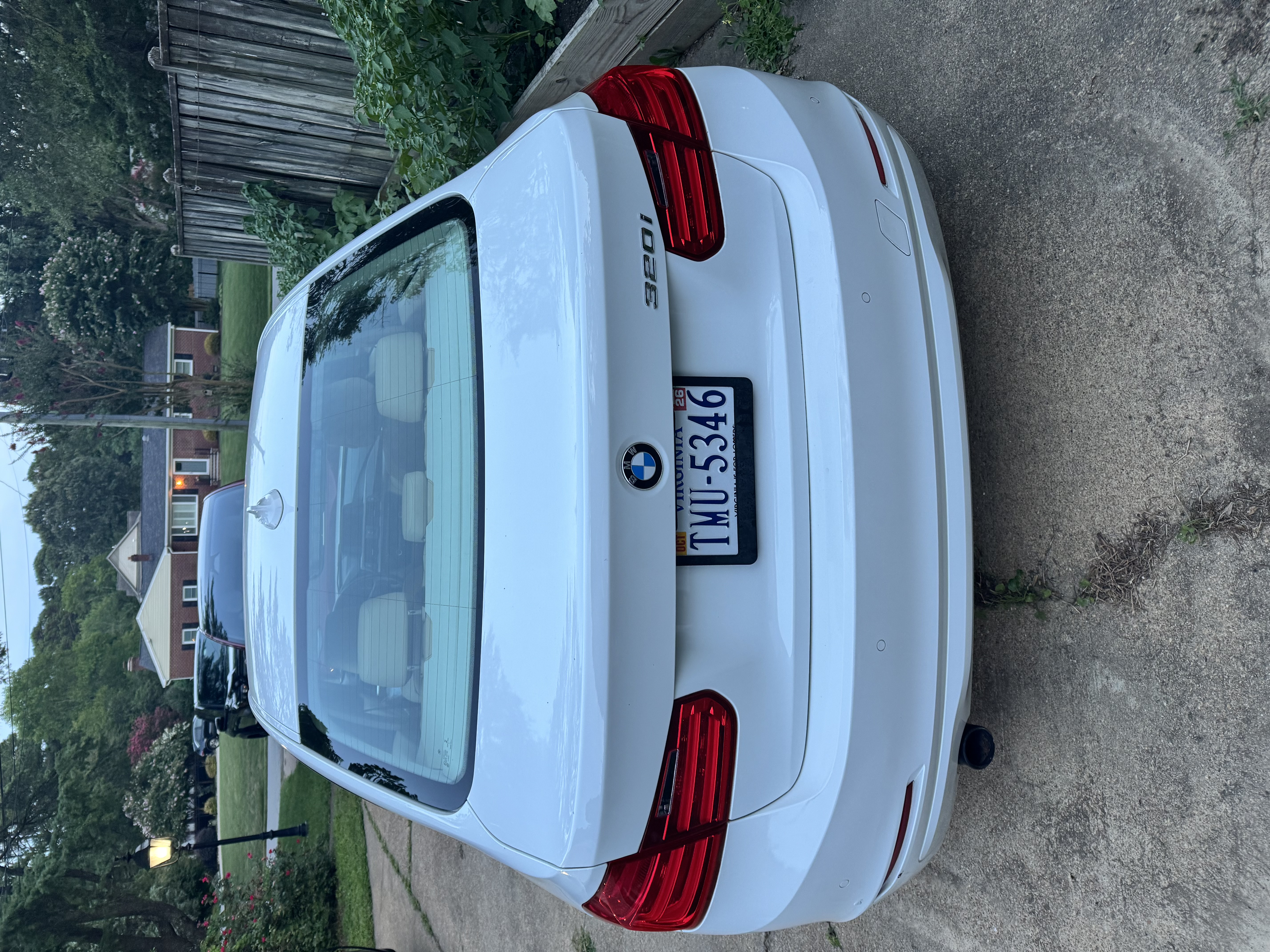 Used 2014 BMW 320i Sedan RWD image 8
