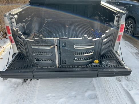 Used 2013 Ford F150 Platinum image 10