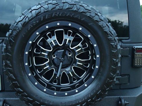 Used 2015 Jeep Wrangler Unlimited Sport w/ Quick Order Package 24S image 20