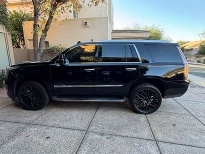 Used 2019 Cadillac Escalade Luxury