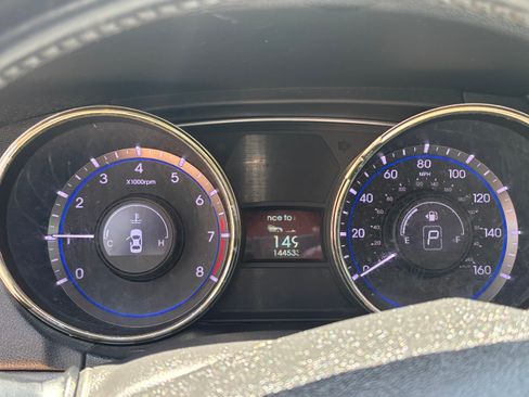 Used 2011 Hyundai Sonata Limited FWD image 11