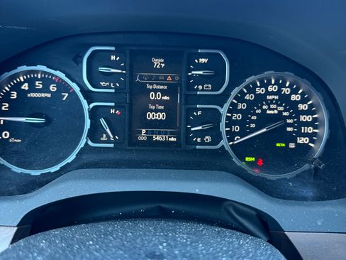 Used 2021 Toyota Tundra Limited w/ Limited Premium Package image 17